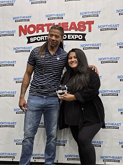 Dynamic Human Performance Gym Owner, Andre Dixon Card Signing Event